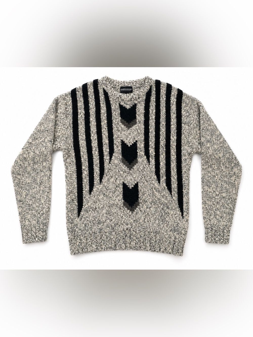 Expressions Black & Gray Geometric Chevron Crewneck Sweater